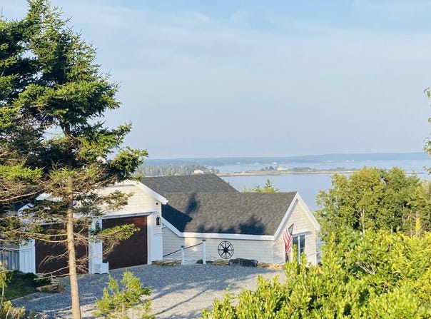 95 Blueberry Lane, Harpswell, ME 04066