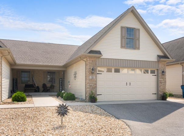 901 9th Street SW, DeMotte, IN 46310