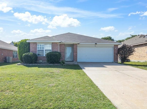 836 Cedar Ridge Lane, Burleson, TX 76028