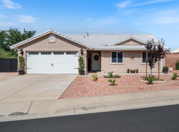 555 N Summit Ridge DR, Ivins, UT 84738