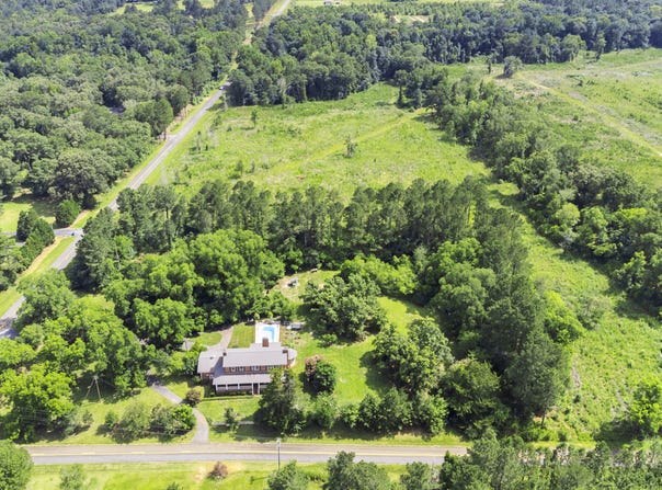 2540 Sugar Hill, Unadilla, GA 31091
