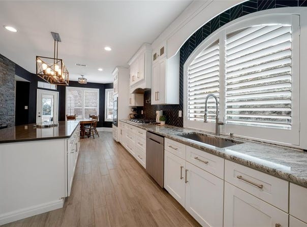 2611 Hillside Drive, Highland Village, TX 75077