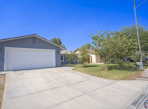 16 E Lettuce St, Heber, CA 92249