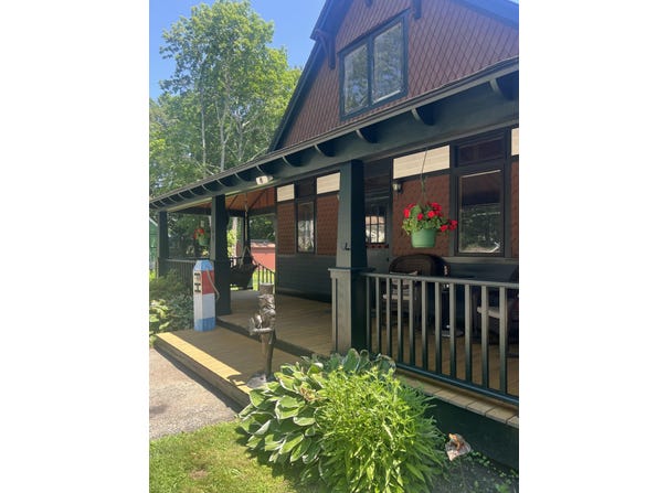 65 Main Street, York, ME 03909