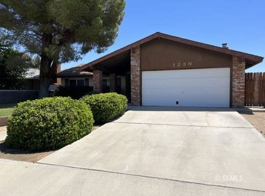 1230 N El Prado Dr, Ridgecrest, CA 93555