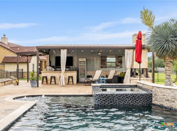 413 Creekside Drive, Salado, TX 76571