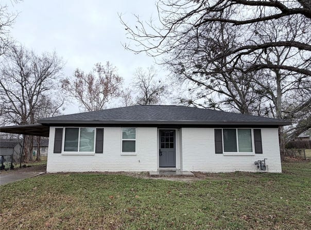 502 Willow Circle, Brenham, TX 77833