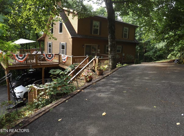 540 Ridge Crest Drive, New Tazewell, TN 37825