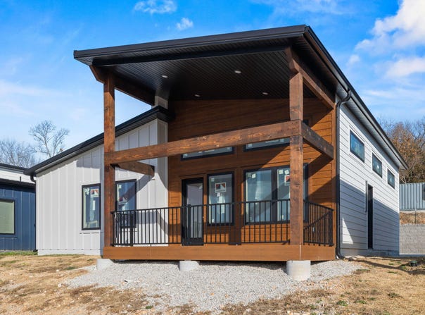46 Teak Drive, Reeds Spring, MO 65737