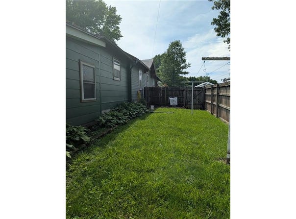 530 N Lyon Avenue, Marshall, MO 65340