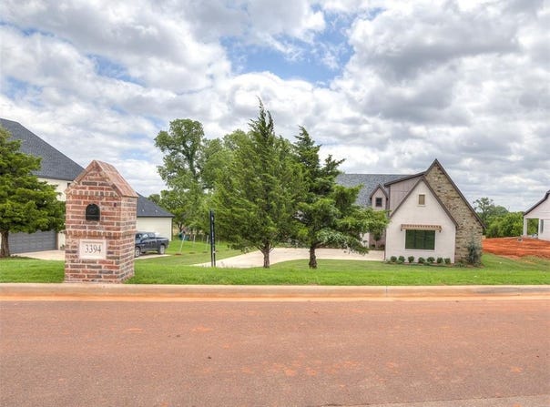 3394 Red Ridge Drive, Blanchard, OK 73010