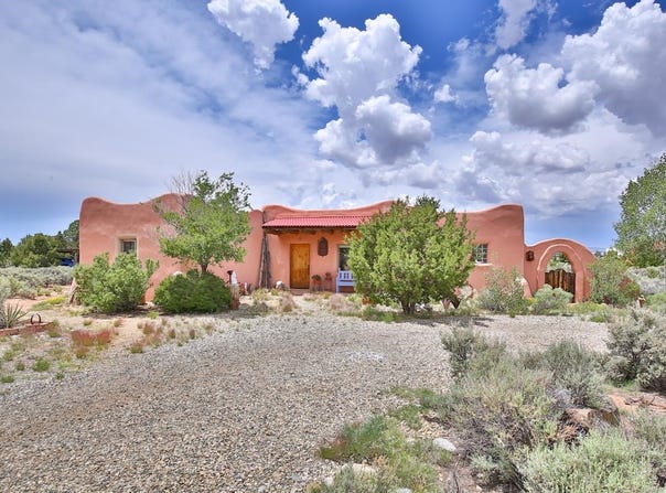 15 Calle del Sol, Ranchos de Taos, NM 87557