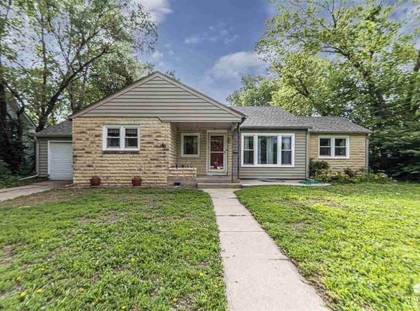1107 North Olive, Abilene, KS 67410