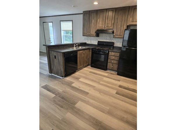 153 Skyline Drive, Vadnais Heights, MN 55127