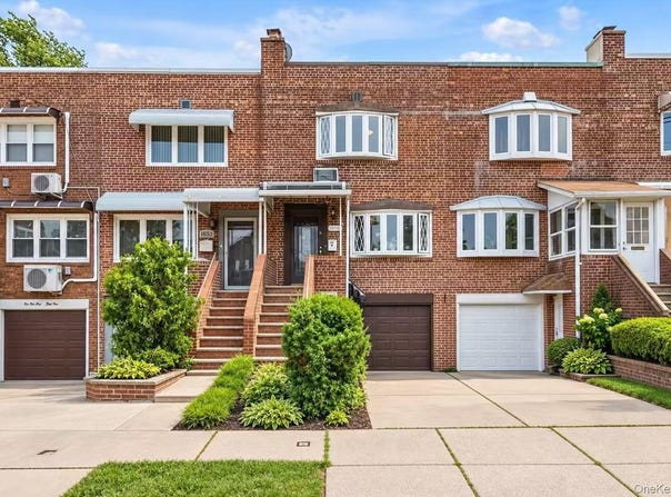 15150 11th Avenue, Whitestone, NY 11357