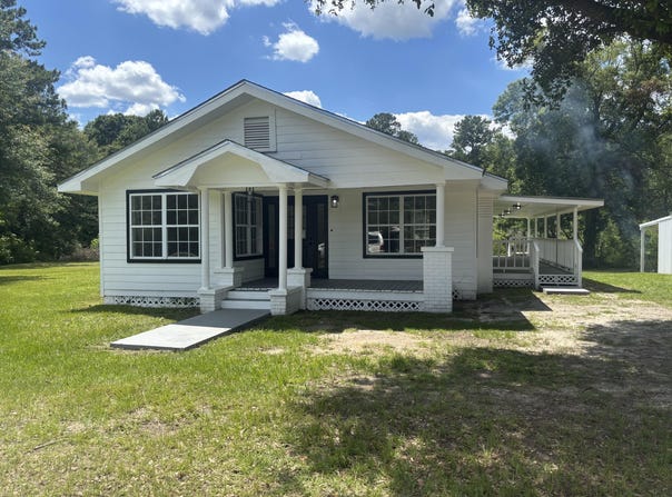3 Jimmy Reyer Rd., Poplarville, MS 39470