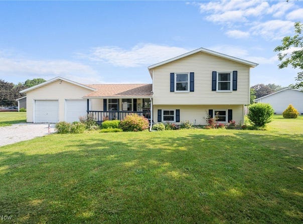 2511 Larchview Drive, Perry, OH 44077