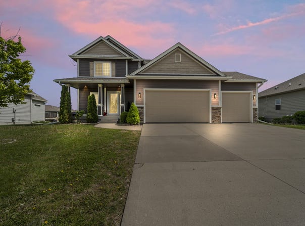 659 SW Springfield Drive, Ankeny, IA 50023