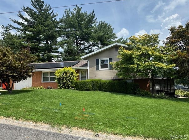 1423 SHELLEY Drive, Vandalia, IL 62471