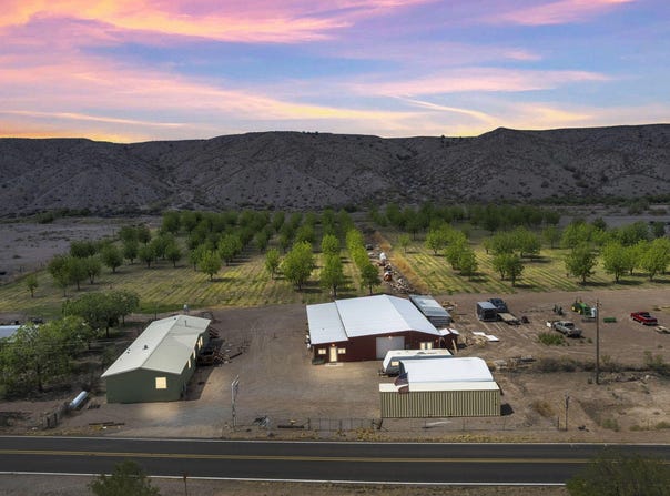 714 HWY 52, Elephant Butte, NM 87935