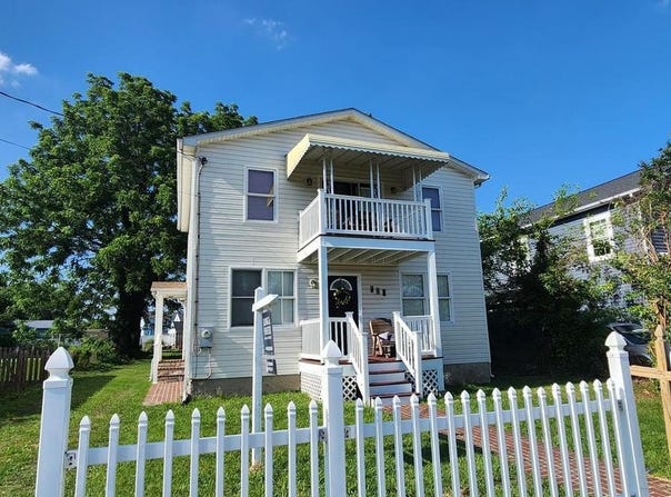521 RIVERSIDE DR, ESSEX, MD 21221
