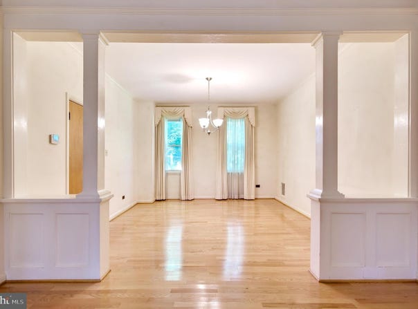 21 WOODLAWN AVENUE, ANNAPOLIS, MD 21401
