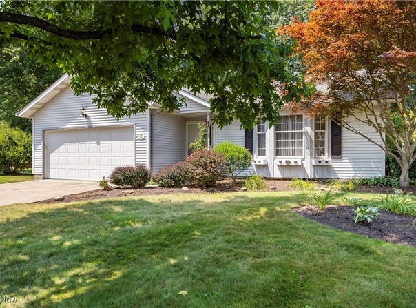 4276 Ford Lane, Vermilion, OH 44089