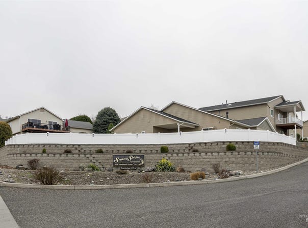 910 Vineland Dr, Clarkston, WA 99403