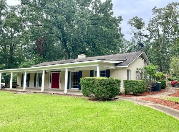 601 Valley Road, Kosciusko, MS 39090