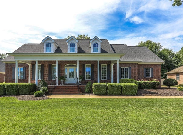 205 Willow Lake Drive, Paducah, KY 42003