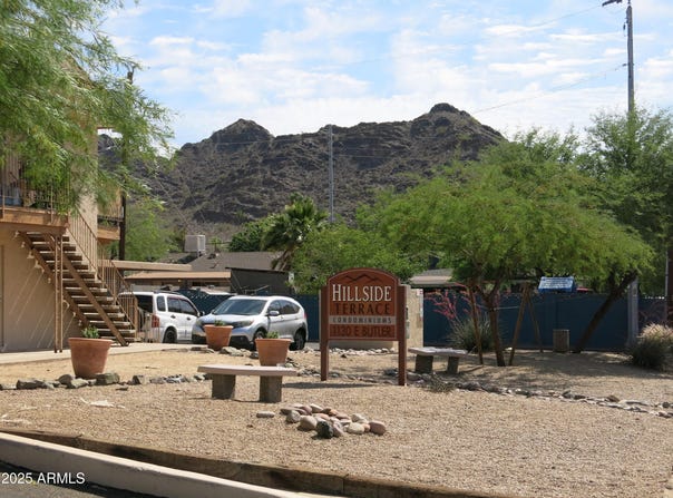 1130 E BUTLER Drive, Phoenix, AZ 85020