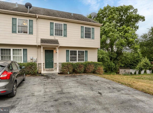 1690 LAKESIDE DRIVE, MIDDLETOWN, PA 17057