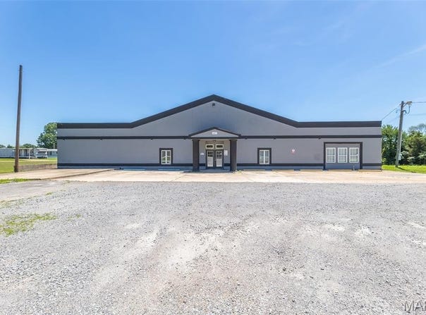 602 E Outer Road, Poplar Bluff, MO 63901