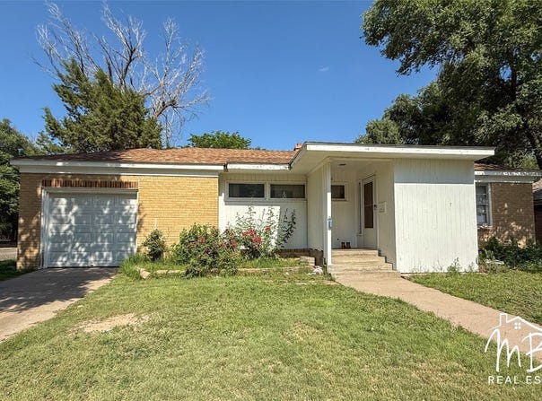 506 Center Street, Garden City, KS 67846