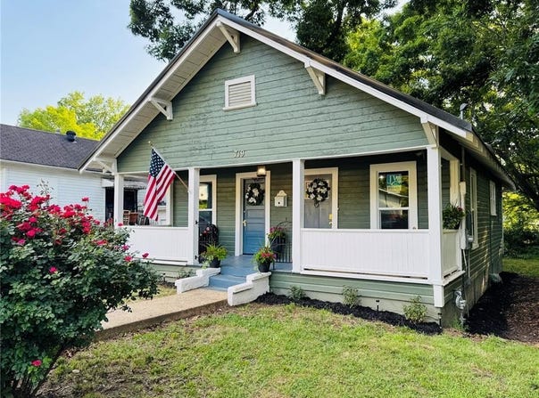 719 N 10th Street, Poplar Bluff, MO 63901