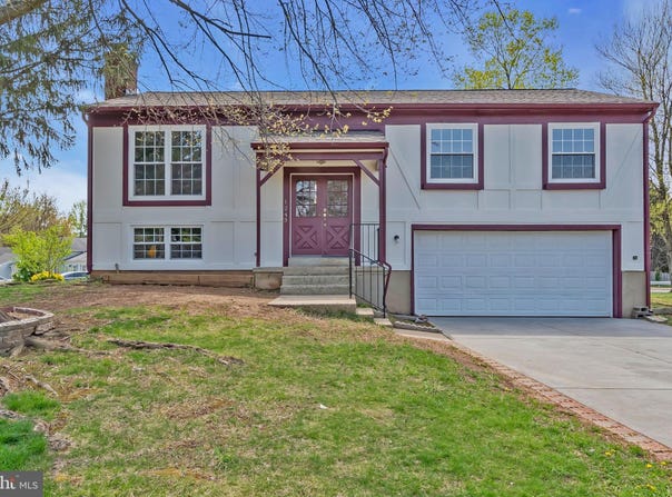 1243 SUMMERFIELD DRIVE, HERNDON, VA 20170