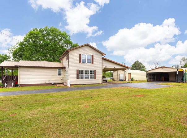 1864 TAYLORS CHAPEL ROAD, BYNUM, AL 36253