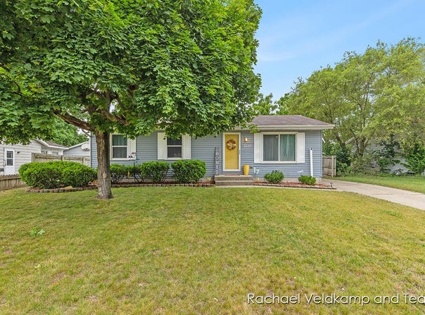 3639 Goodman Avenue SW, Wyoming, MI 49519