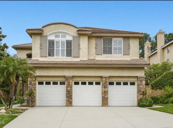 921 Ellesmere Way, Oak Park, CA 91377