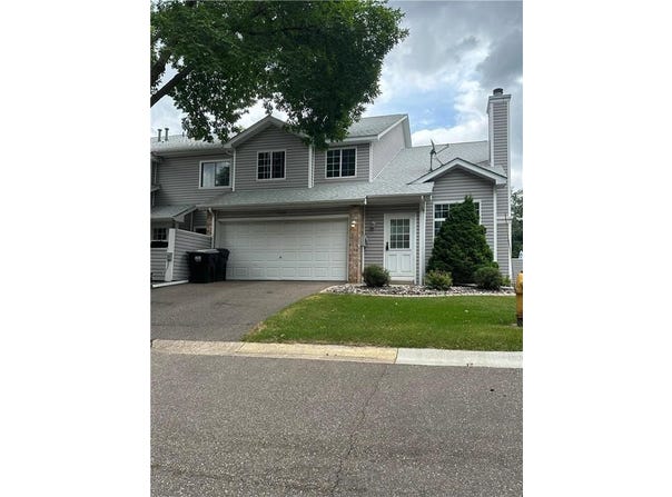11036 Hanson Boulevard NW, Coon Rapids, MN 55433