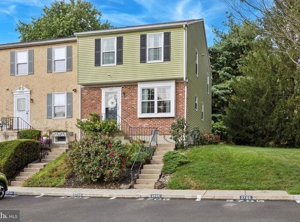 2705 NAVAJO PATH, AMBLER, PA 19002