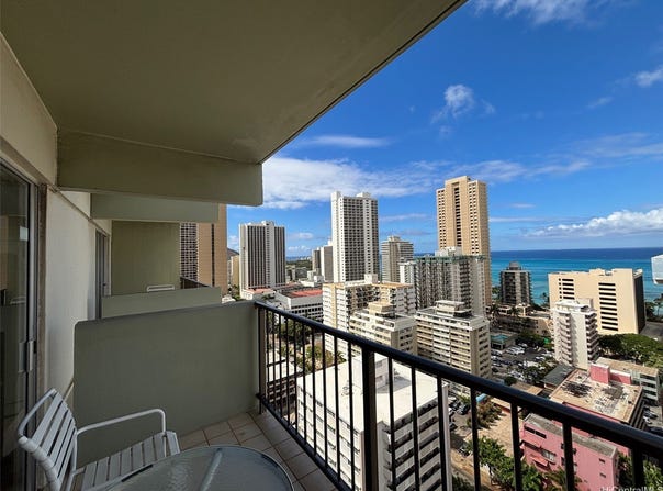2440 Kuhio Avenue, Honolulu, HI 96815