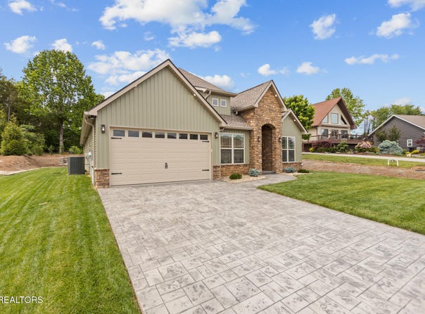 205 Chogi Lane, Loudon, TN 37774