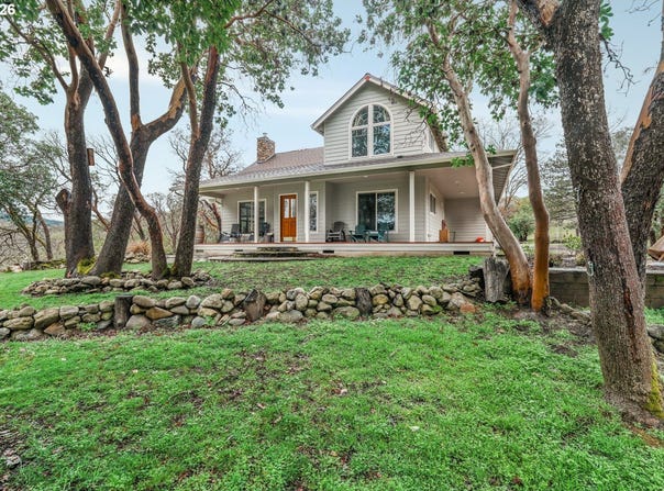 5655 TAMARACK Ln, CentralPoint, OR 97502