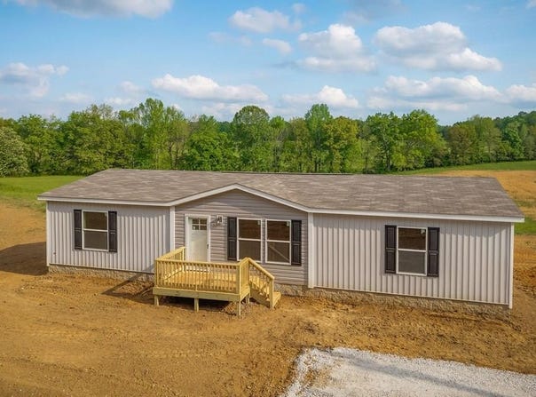 1809 Indian Mound Rd, SPARTA, TN 38583