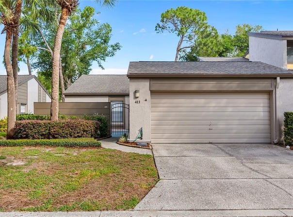 411 MEADOWOOD BOULEVARD, FERN PARK, FL 32730