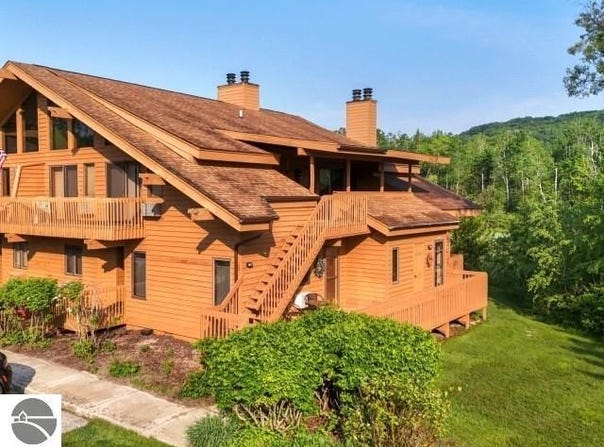 6658 Schuss Mountain Lane, Mancelona, MI 49659