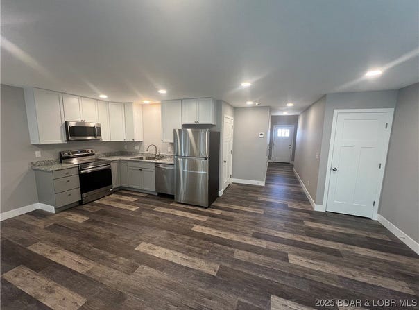 45 Cool Water Lane, Linn Creek, MO 65052