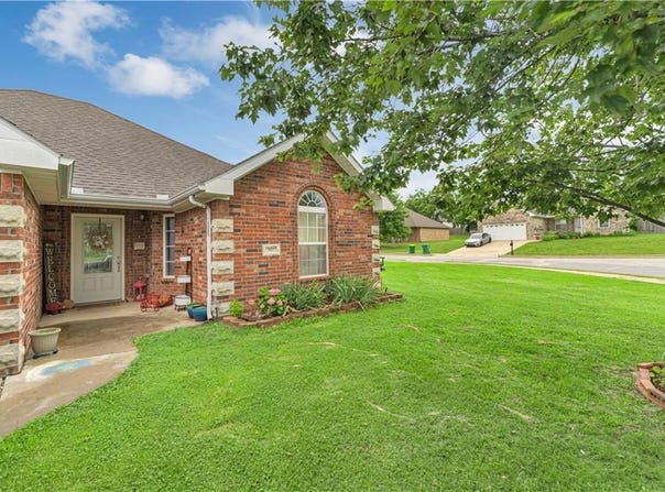 510 Warrick  WY, Centerton, AR 72719