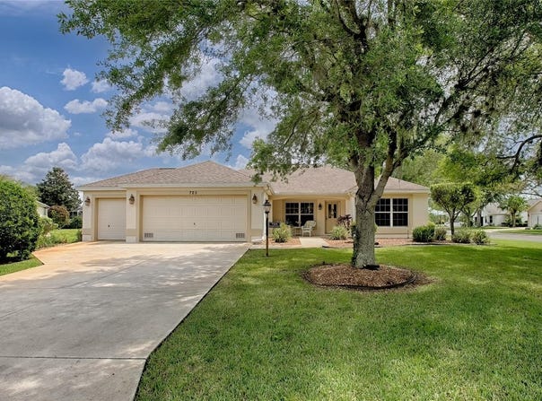725 BELDON COURT, THE VILLAGES, FL 32162